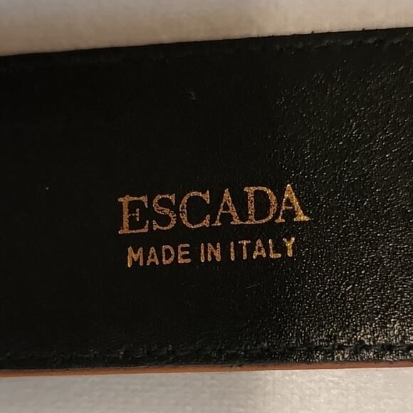 ESCADA MADE IN ITALY LARGE E BELT & BUCKLE SIZE 36 299-730-36 main image 9